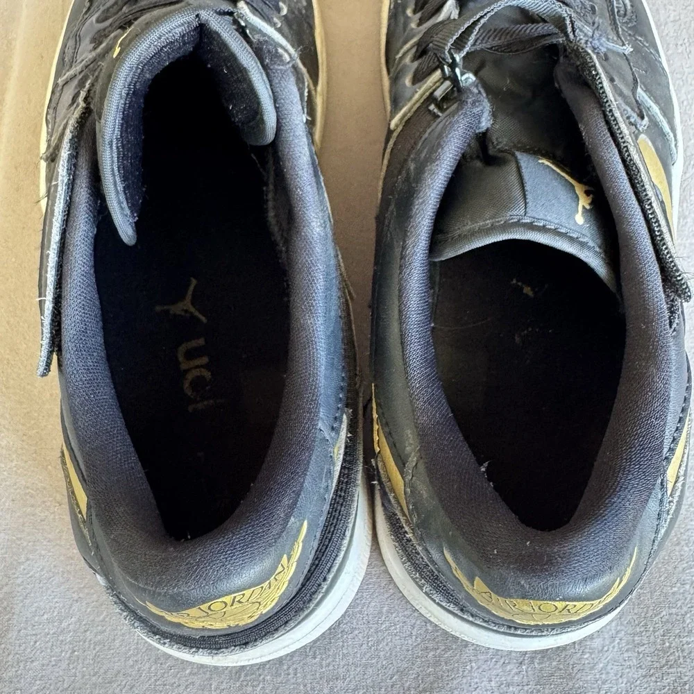 Size 10 - Air Jordan 1 FlyEase Low Black Metallic Gold White Dm1206-071